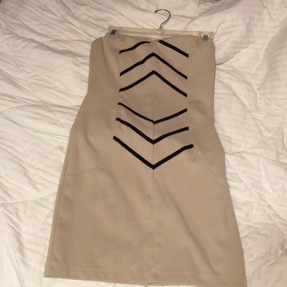 Beige body con dress